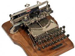 古老的打字机摄影